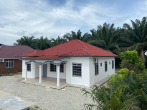 Cempaka Homestay Parit Raja